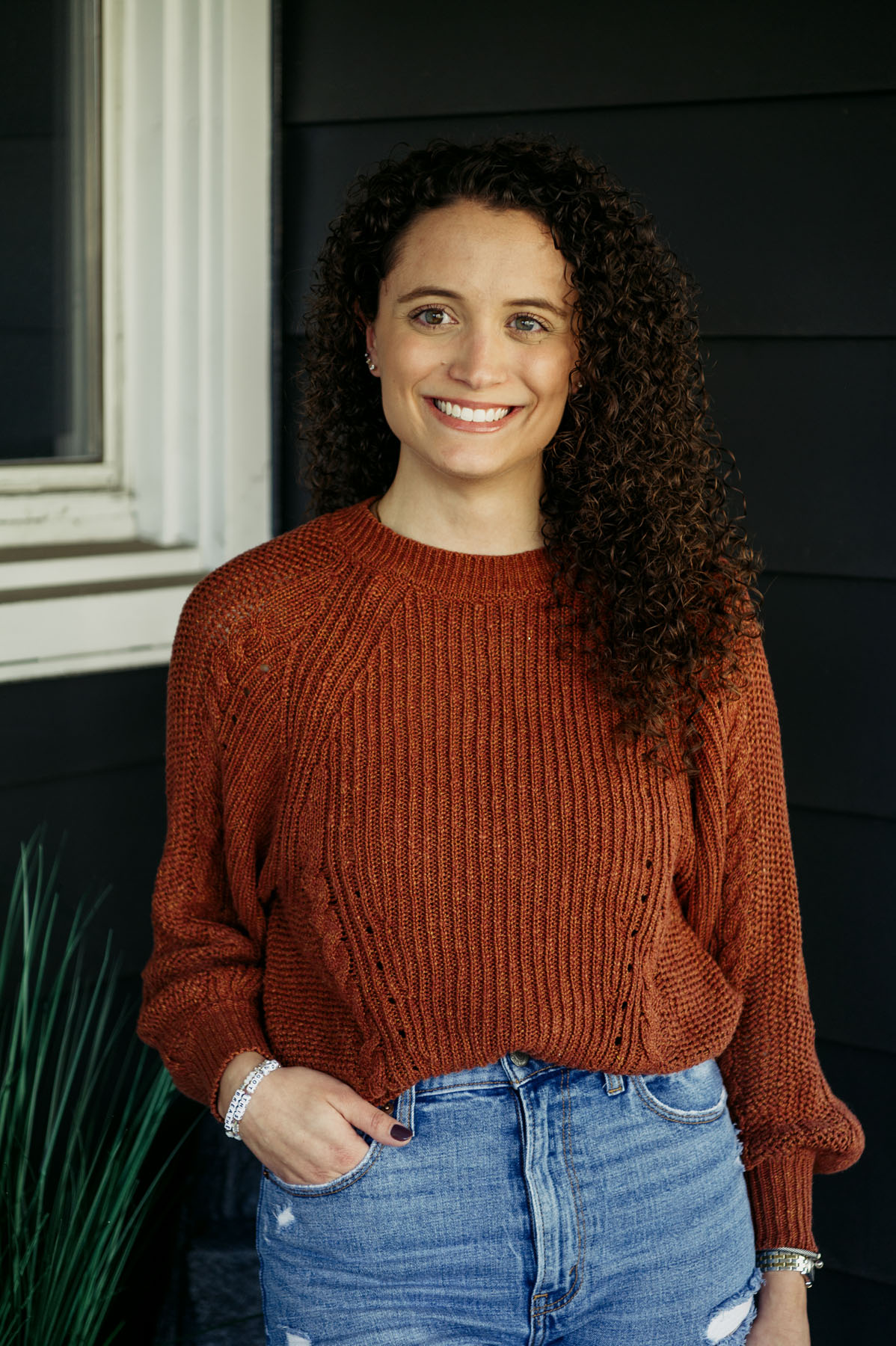 Lindsay Alvarez Lindsay Alvarez